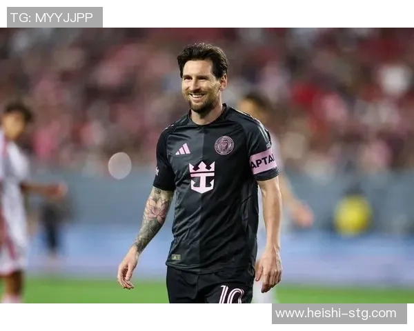 新兴中锋足球明星潜力无限引领未来赛场风潮