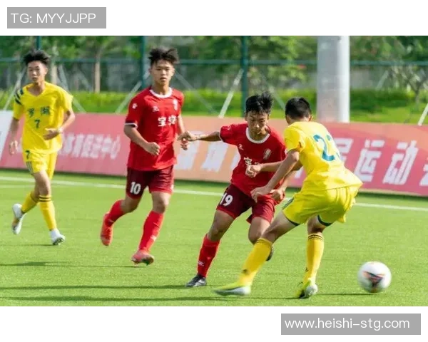 深圳足球队以81分领跑全国锦标赛积分榜展现强劲实力